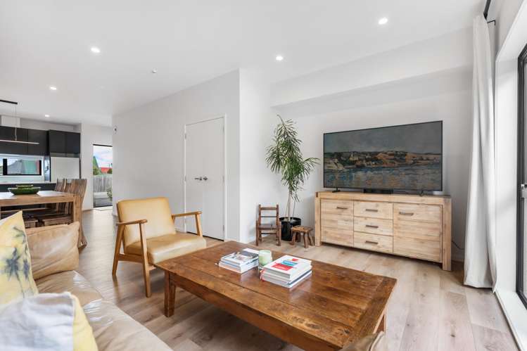 18 Kikorangi Lane Mount Wellington_3