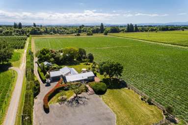 34 Tuki Tuki Road_1