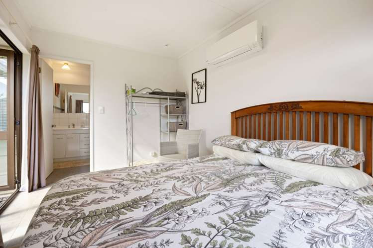 3 Sheridan Crescent Leamington_27