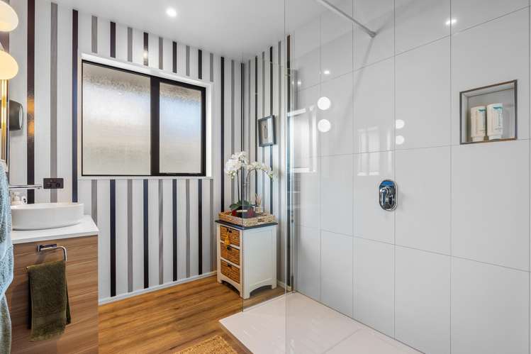 5 Castle Way Beckenham_16