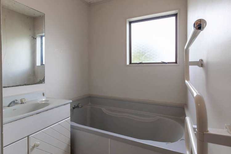 10 Sandgate Avenue Botany Downs_11