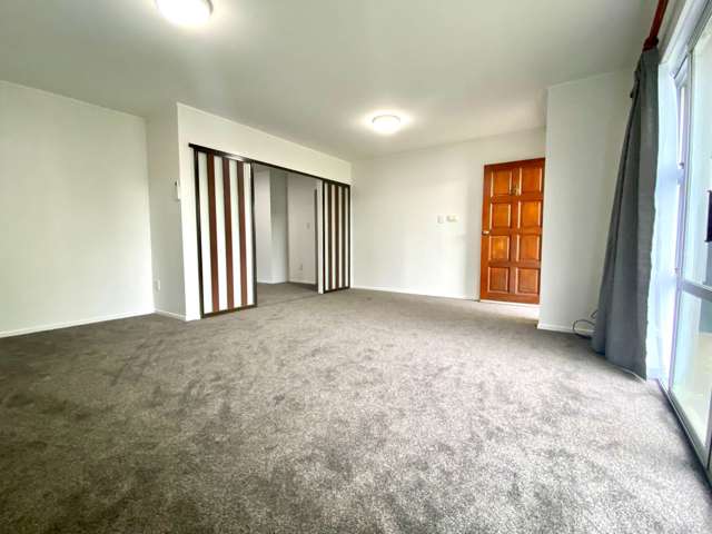 1/8 Parera Place Papatoetoe_2