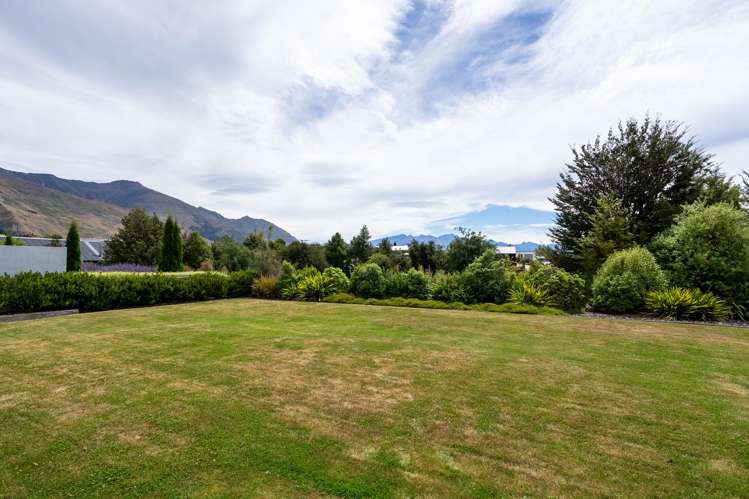 12 Stackbrae Avenue Wanaka_16
