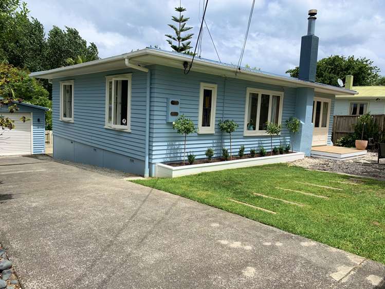 35 Lancaster Road Beach Haven_0