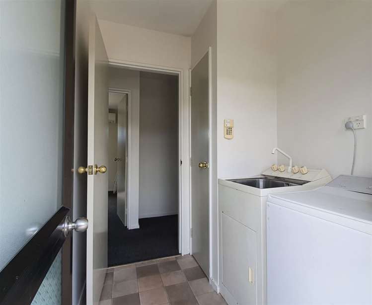 370b Pages Road Aranui_15