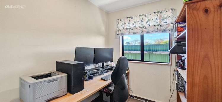 32 Grey Street Feilding_10