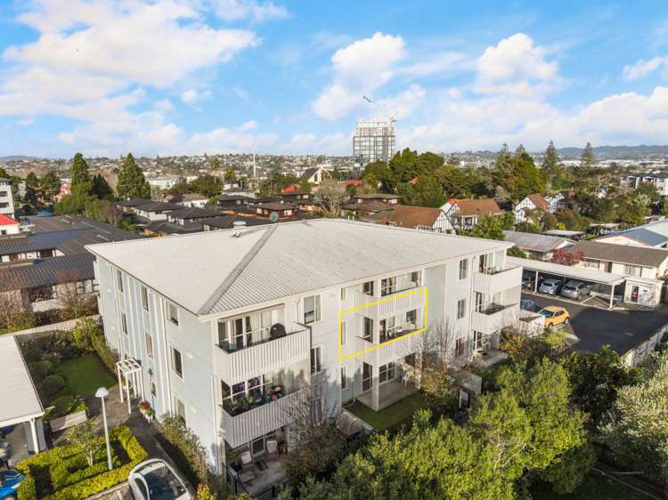 104/21 A Swanson Road Henderson_16