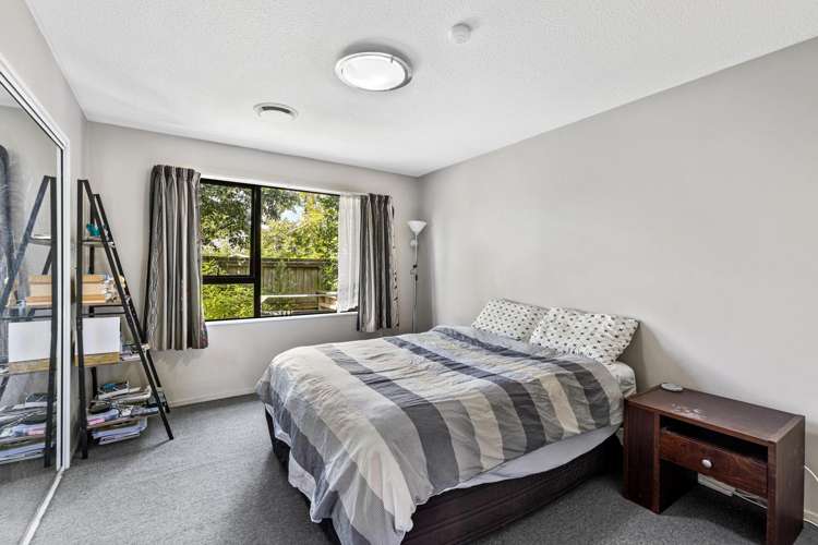 21 Dufek Crescent Wigram_6