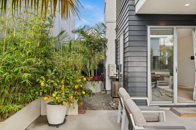 2/110 Hobsonville Point Road Hobsonville Point_14
