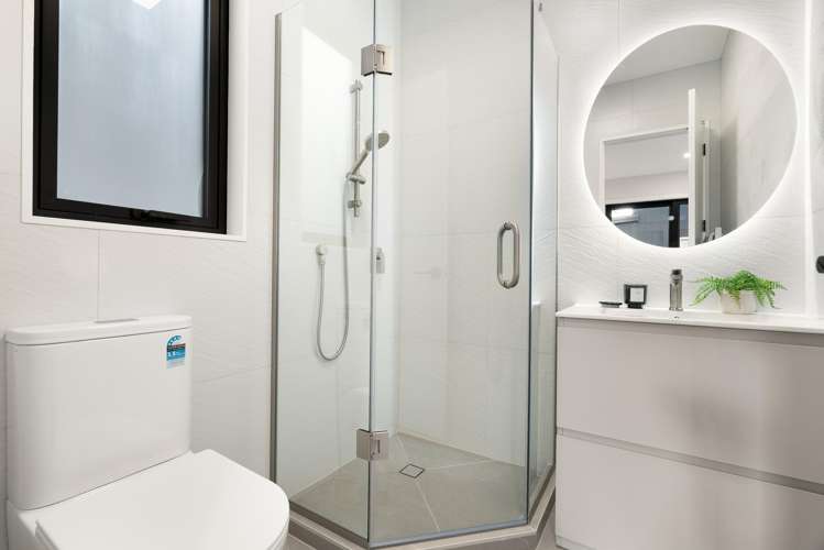 51c Gordon Avenue Forrest Hill_10