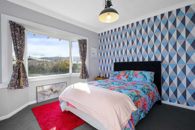 8 Miller Street Green Island_11