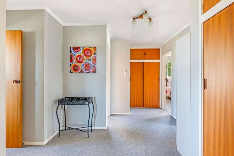 12 Banks Street Tolaga Bay_16