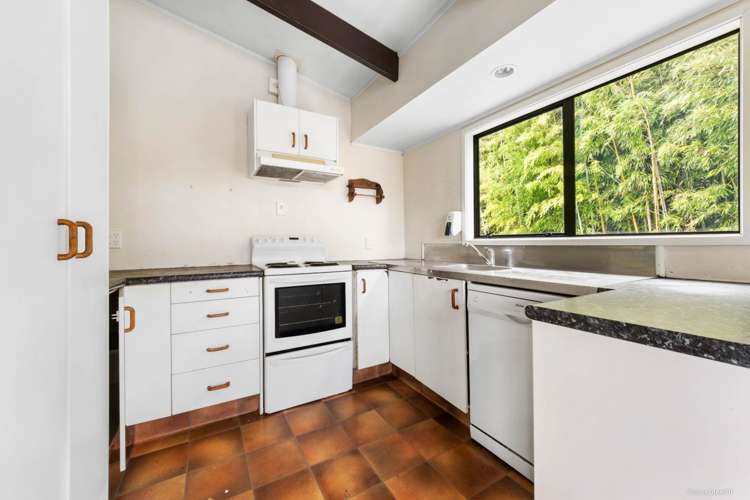 66 Tiverton Road New Windsor_5