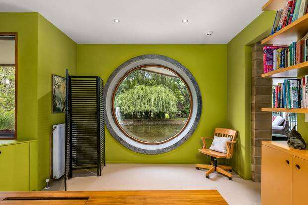 feature window