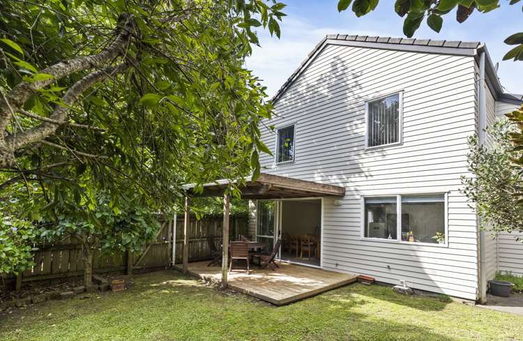 8 Bruce Pulman Drive Takanini_6