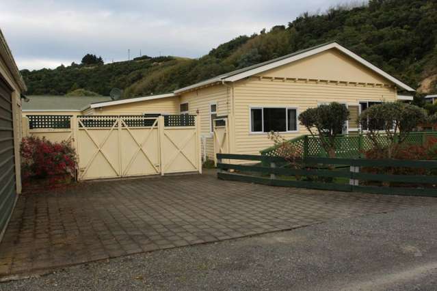 143 Torquay Street Kaikoura_4