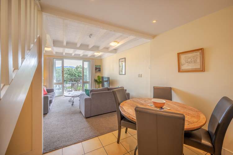 85j Beach Road Akaroa_5