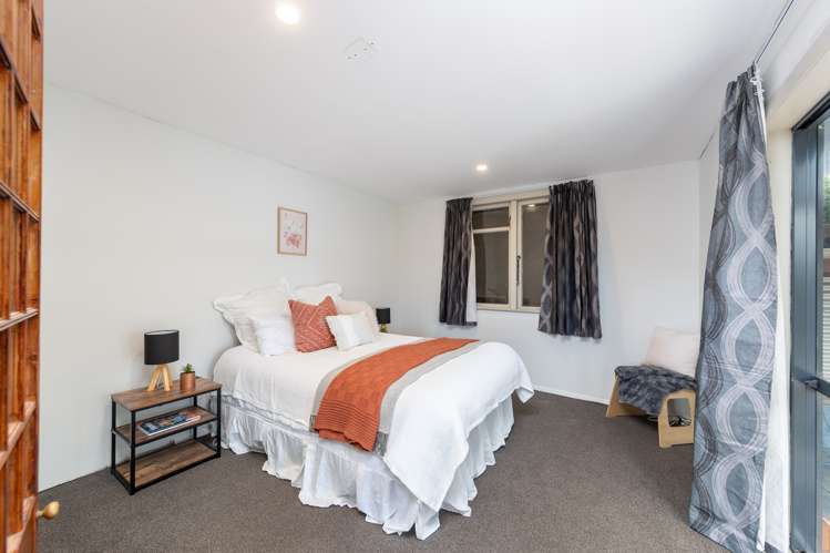 22 Hereford Street Cannons Creek_9