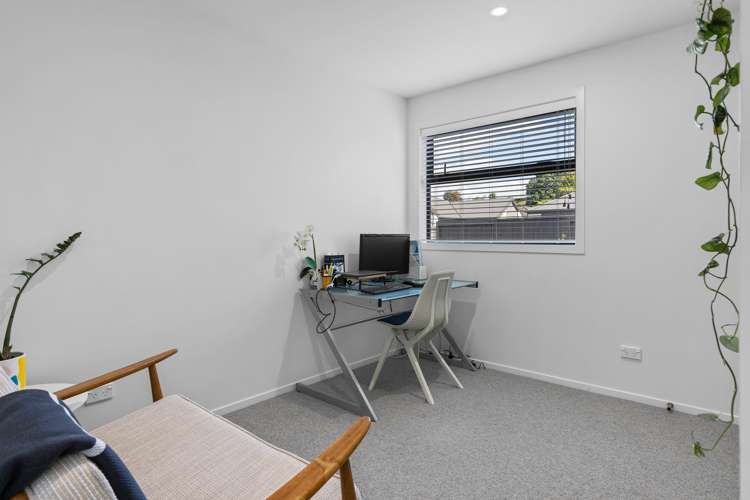 1b Fairburn Place Leamington_12