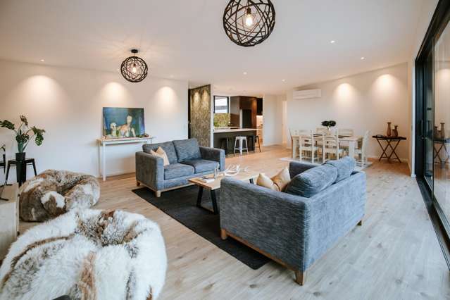 13 Fern Burn Close Wanaka_1