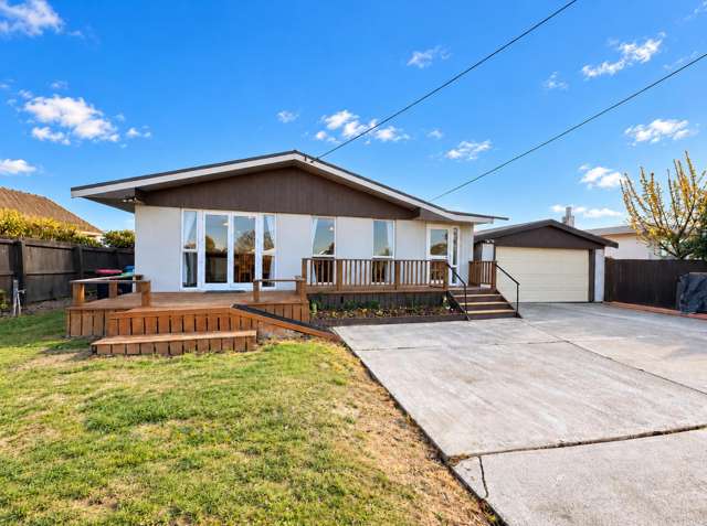 Handyman's Delight - Big Land, Big Potential!