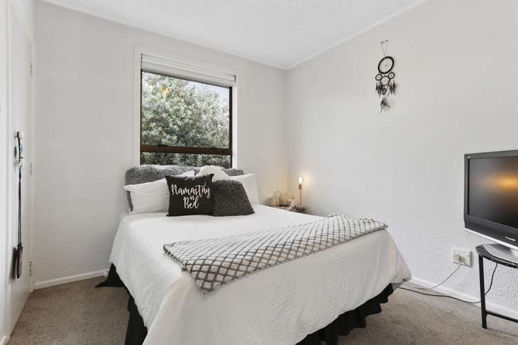 15a Lillian Place Orewa_10