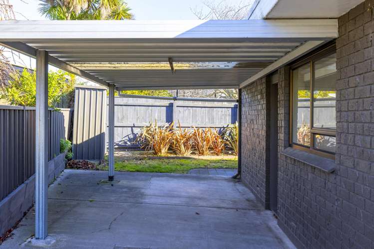 2/7 Kathleen Place Rainbow Point_29