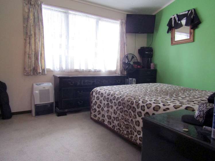 200 Hilton Drive Whangamata_6