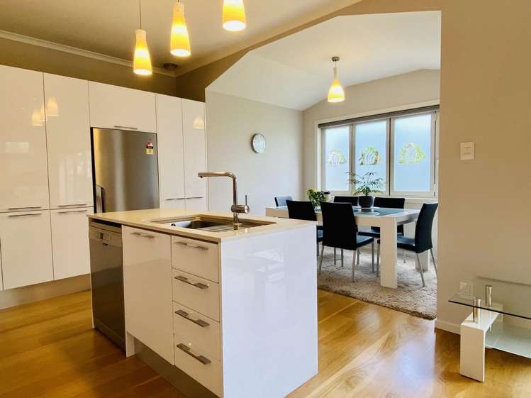 19 Raetihi Crescent 1727 Auckland City Houses for Rent OneRoof