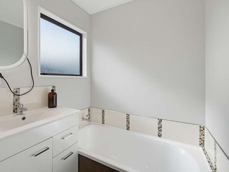 7 Willowstream Grove Cloverlea_17