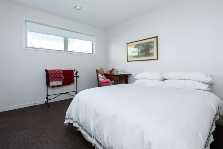 9 Bisley Way Brookfield_11