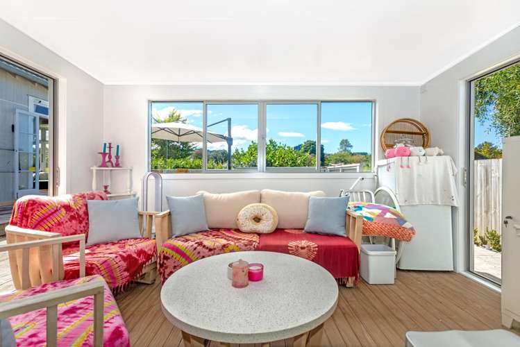 2 Carnarvon Street Gisborne Central_19