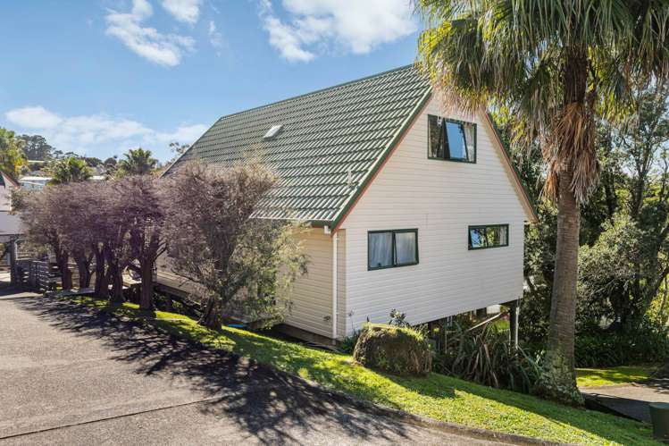 27 Brookvale Park Stanmore Bay_19