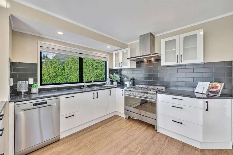 11 Raphael Place West Harbour_2