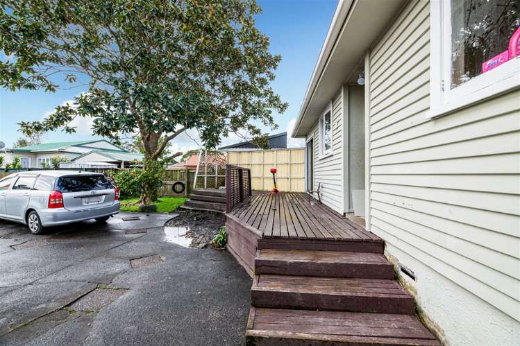 37 Metcalfe Road Ranui_13