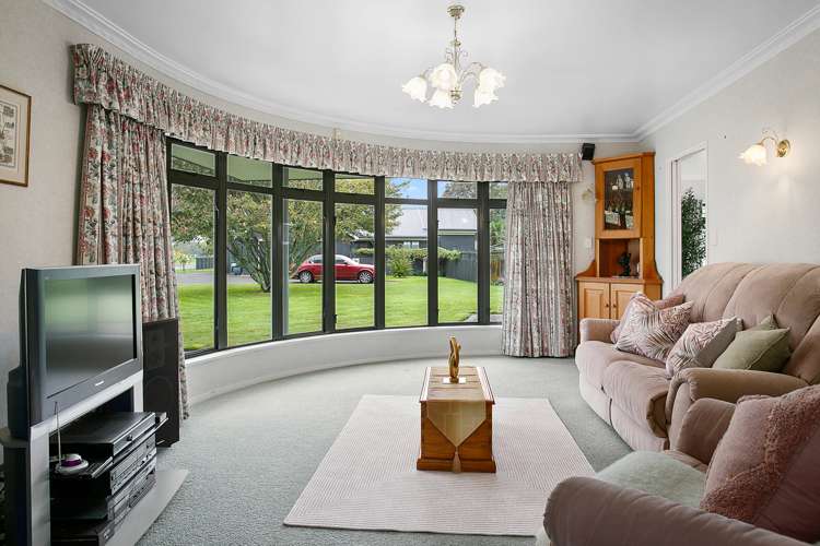 20 Cowley Drive Leamington_12