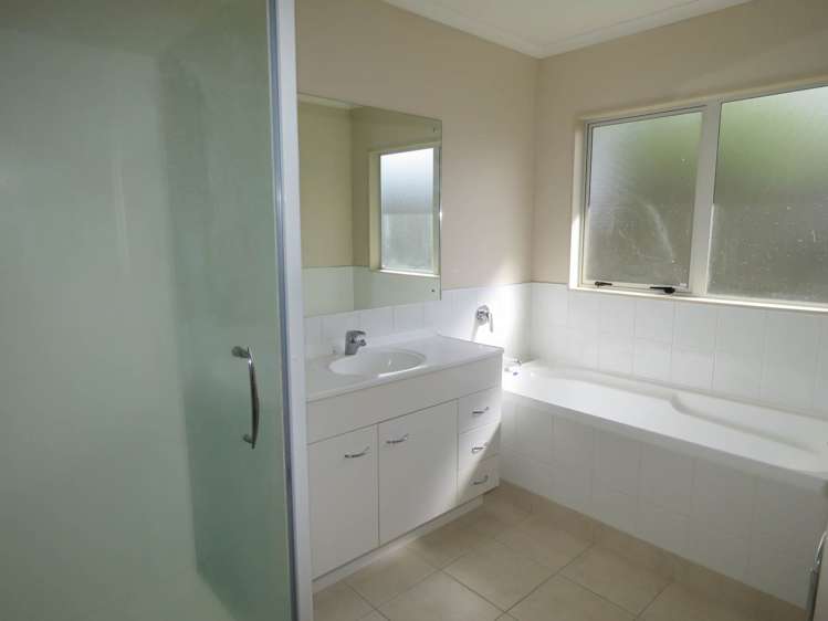 123a Kitchener Road Waiuku_5