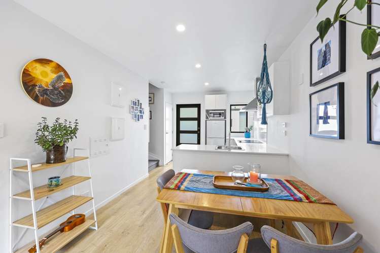 3/6 South Pacific Place Henderson_7