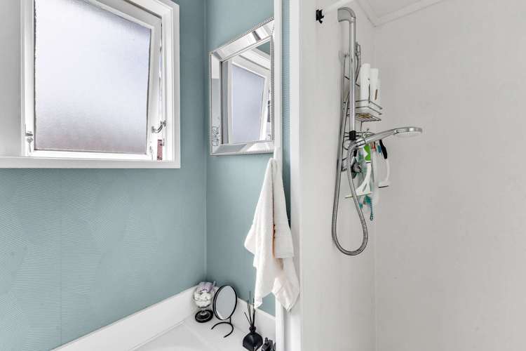 37 Fairfield Road Hawera_19