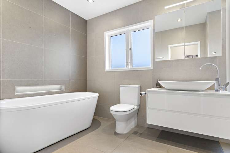 20 Vivian Street Solway_12