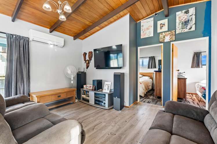 4 Omutu Street Oakura Coast_7