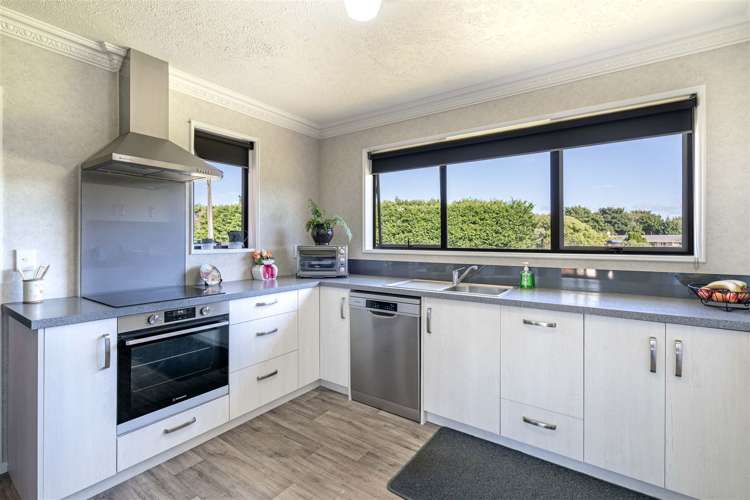 147 East Road Ascot_2