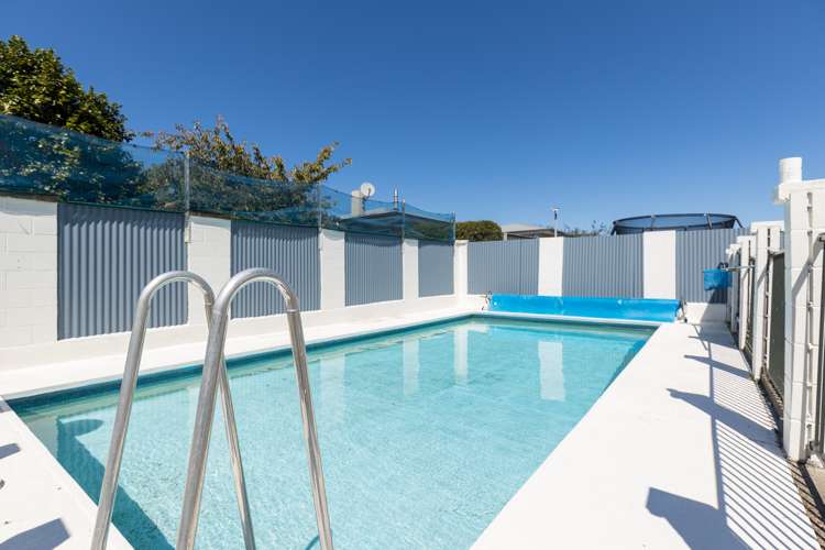 10 Buxton Street Stoke_17