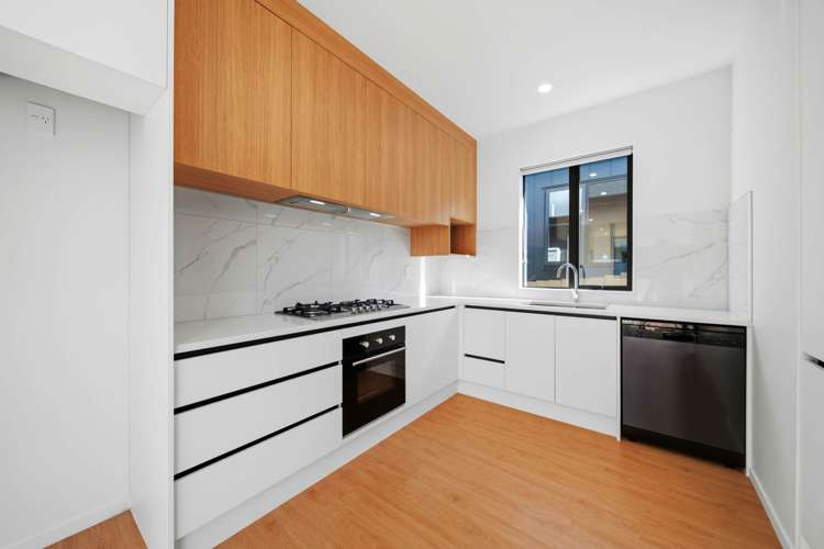 2/25 Hutchinson Avenue New Lynn_4