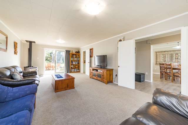 24 Cedar Crescent Feilding_1