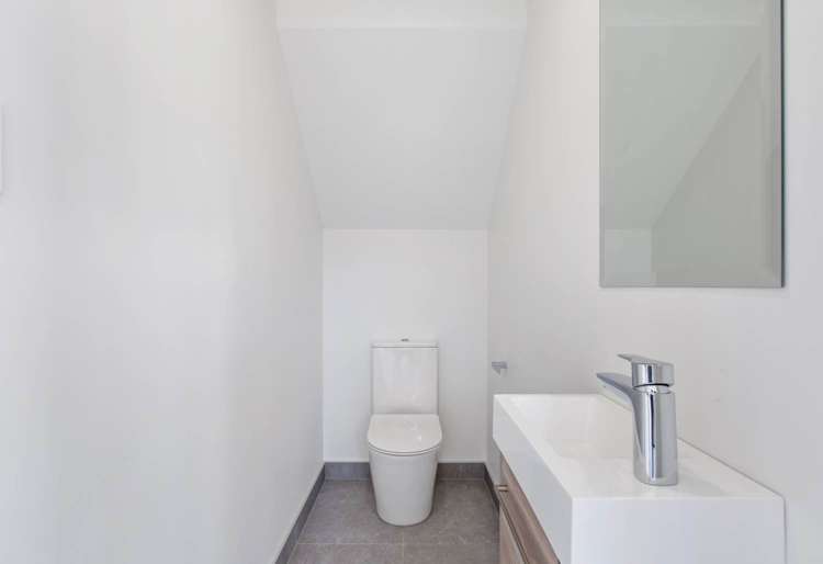 24D Lincoln Park Avenue 11410_10