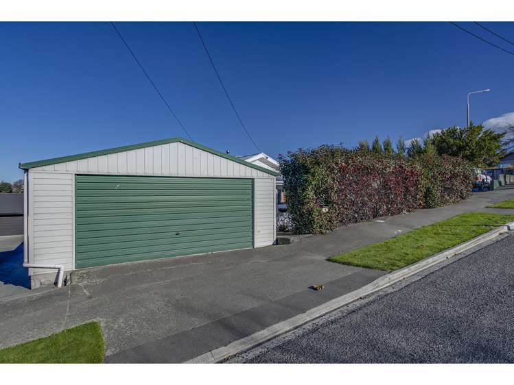 1 Belfield Street Waimataitai_25