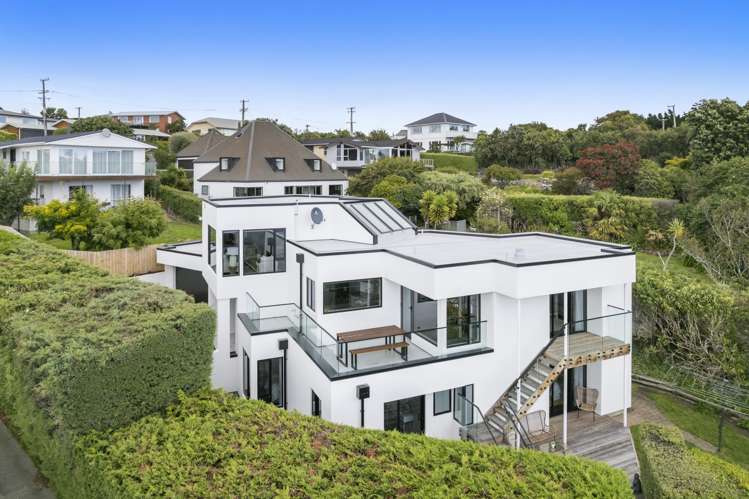 2/11 Belleview Terrace_0