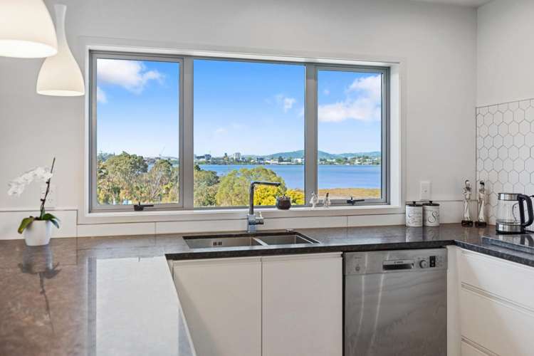 11 Coach Drive Otumoetai_10