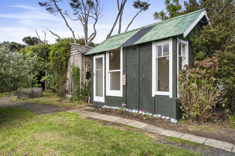 12 Tasman View Road Bethells Beach_24